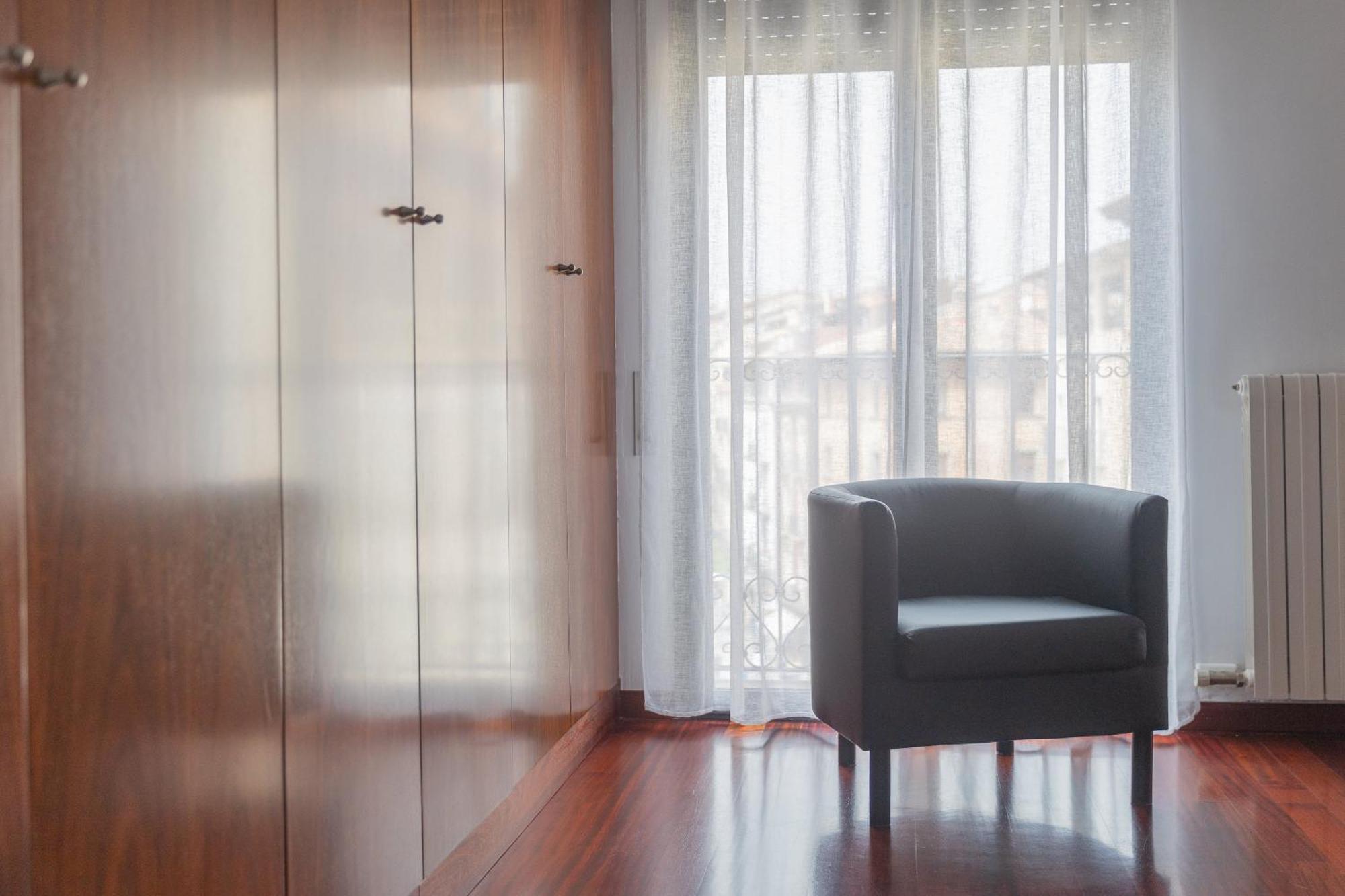 Mazi Apartments Colon Vic Buitenkant foto